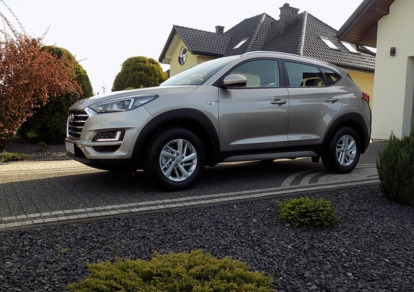 Hyundai Tucson cena 74700 przebieg: 66000, rok produkcji 2018 z Puławy małe 529